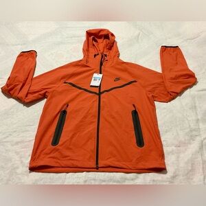 Nike Men's Tech Woven Full Zip Windbreaker Jacket Orange Men’s Medium HM7151-846